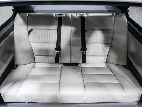 Used 1996 BMW M3 Coupe image 31