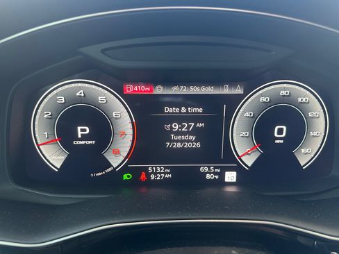 Used 2025 Audi Q8 Premium Plus AWD/4WD image 14