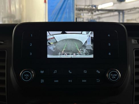 Used 2025 Ford Transit 250 148 Medium Roof image 19