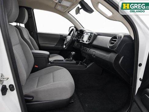 Used 2020 Toyota Tacoma SR RWD image 15