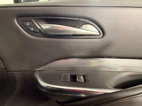 Certified 2025 Cadillac XT4 Premium Luxury image 34