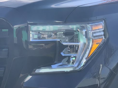 Used 2019 GMC Sierra 1500 Elevation w/ Elevation Value Package image 6