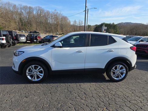 Used 2020 Buick Encore GX Preferred w/ Cold Weather Comfort Package image 6