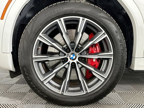 Used 2024 BMW X6 M60i w/ Dynamic Handling Package image 35