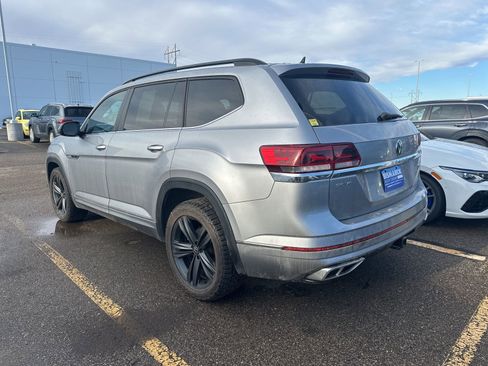 Used 2021 Volkswagen Atlas SE image 4