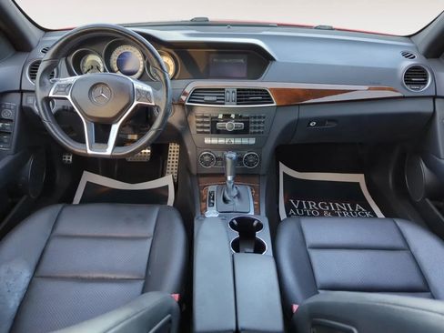 Used 2014 Mercedes-Benz C 250 Sedan image 4
