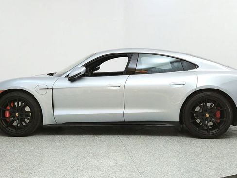 Used 2024 Porsche Taycan GTS image 2