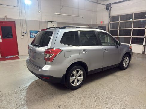 Used 2014 Subaru Forester 2.5i Premium w/ Protection Package #1 AWD/4WD image 8