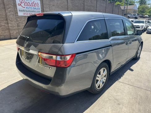 Used 2011 Honda Odyssey LX image 4