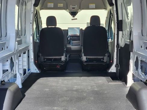 New 2026 Ford Transit 250 148 Medium Roof Extended AWD image 17