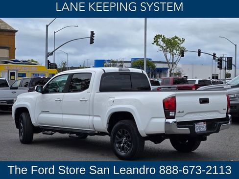 Used 2022 Toyota Tacoma SR5 AWD/4WD image 6