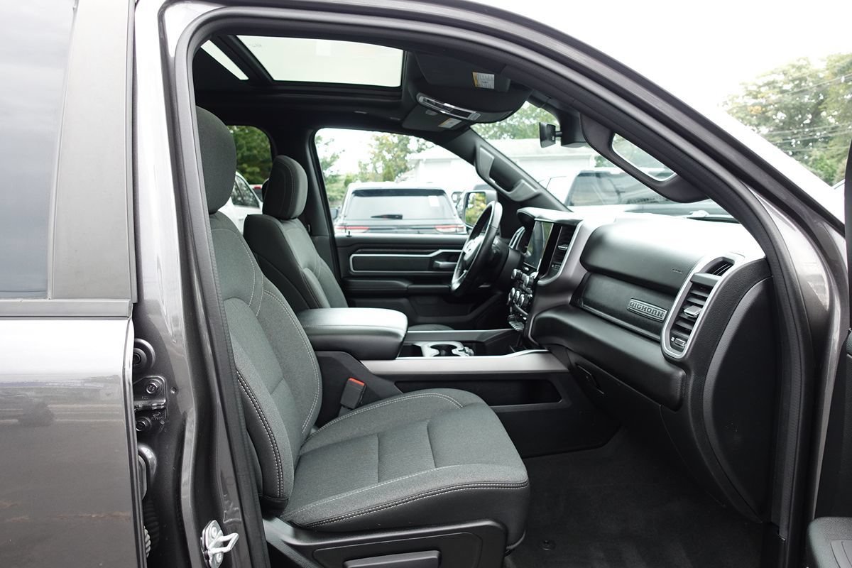 Used 2020 RAM 1500 Big Horn AWD/4WD image 35