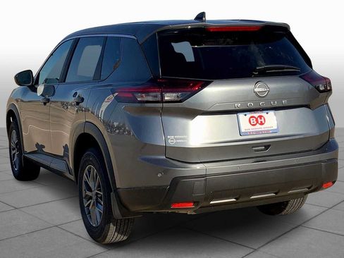Certified 2025 Nissan Rogue S FWD image 11