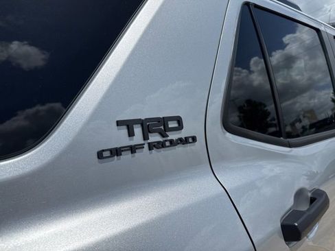 Used 2025 Toyota 4Runner TRD Off-Road Premium w/ Tow Technology Package AWD/4WD image 10