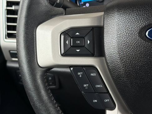 Used 2017 Ford F250 Lariat w/ Lariat Ultimate Package AWD/4WD image 27