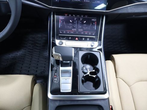 Used 2025 Audi Q7 3.0T Prestige image 20