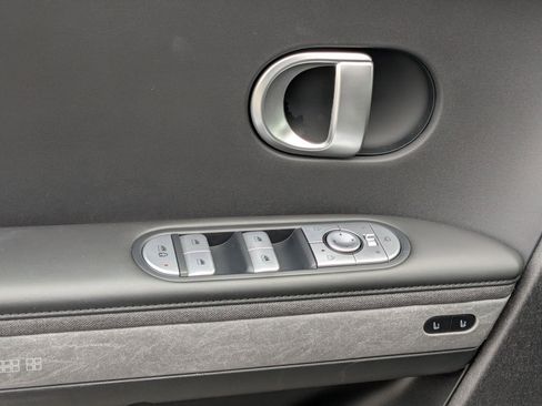 Certified 2024 Hyundai Ioniq 5 Limited image 15