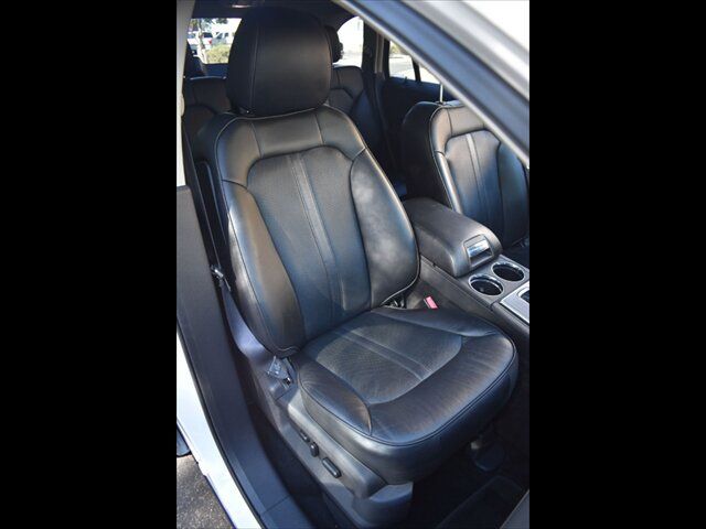 Used 2013 Lincoln MKX AWD image 33