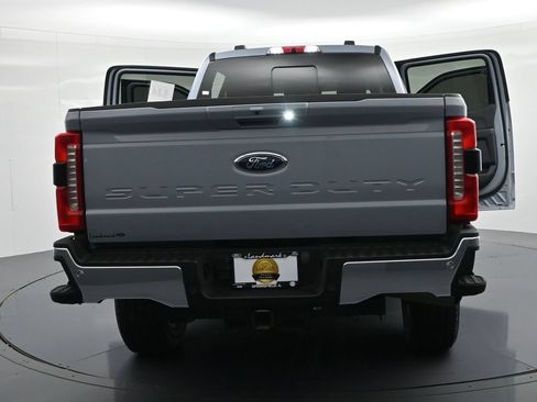 Used 2024 Ford F250 Lariat w/ Lariat Ultimate Package AWD/4WD image 30