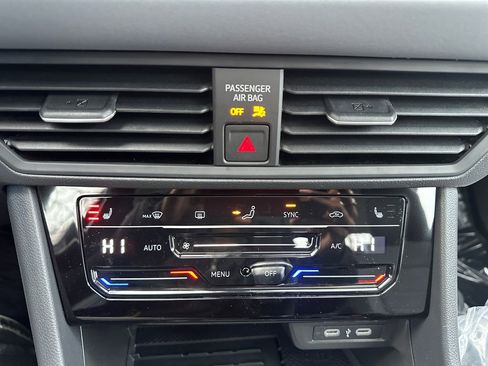 New 2026 Volkswagen Jetta SE image 11