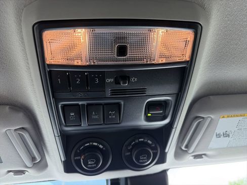 Used 2021 Toyota 4Runner Venture AWD/4WD image 27