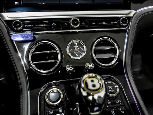 Used 2020 Bentley Continental GT AWD/4WD image 28