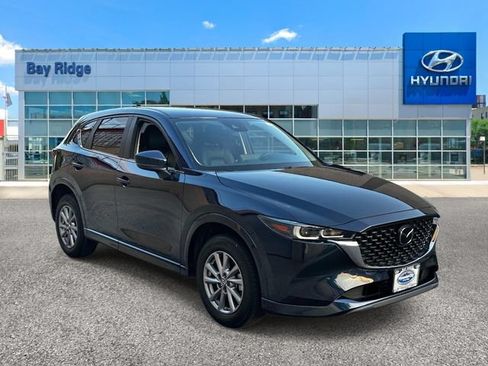 Used 2024 MAZDA CX-5 AWD 2.5 S w/ Select Package image 1