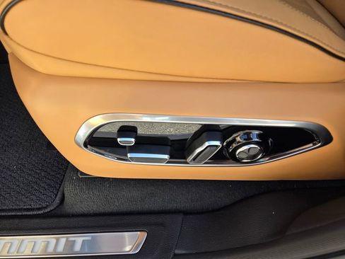 New 2026 Jeep Grand Cherokee Summit w/ Obsidian Package image 5