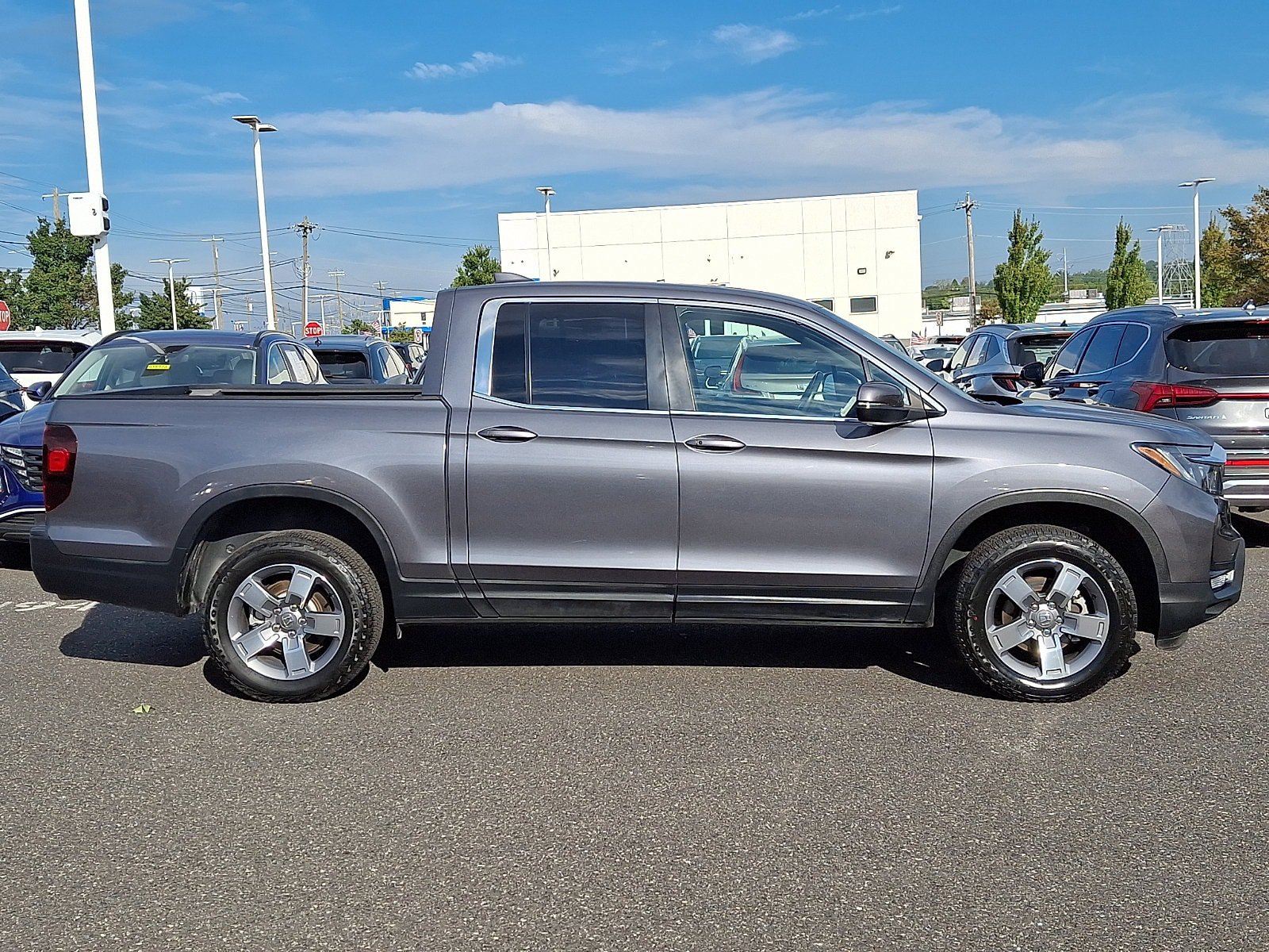 Used 2025 Honda Ridgeline RTL image 7