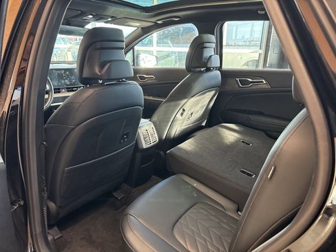 Used 2024 Kia Sportage X-Line w/ X-Line Premium Package image 18