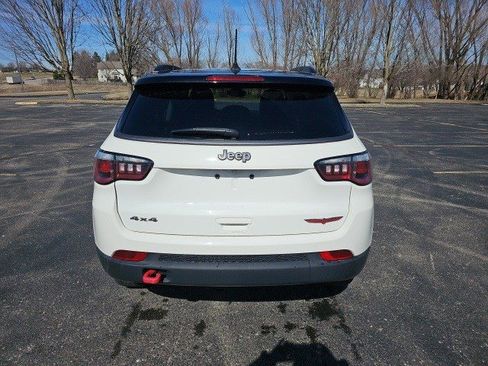 Used 2020 Jeep Compass Trailhawk image 5