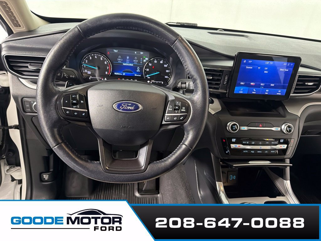 Used 2020 Ford Explorer XLT w/ Equipment Group 202A AWD/4WD image 12