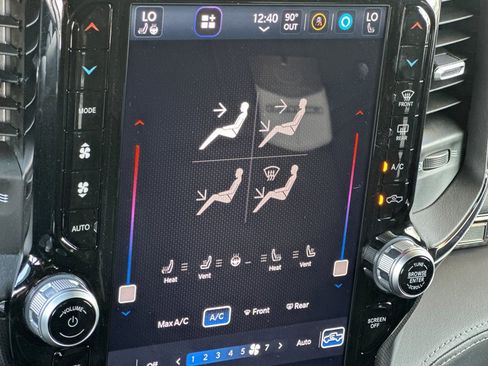 Used 2024 RAM 3500 Limited image 21