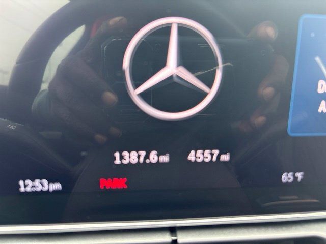 Used 2024 Mercedes-Benz CLE 300 4MATIC Coupe image 21