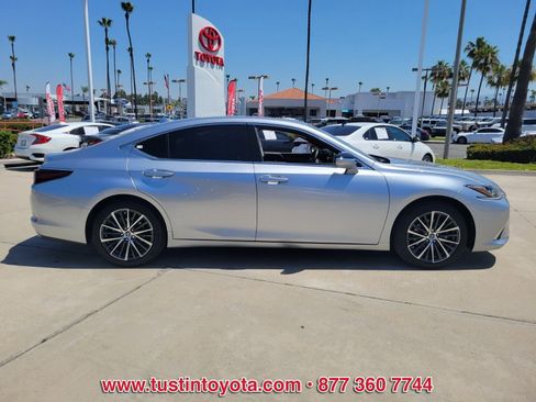 Used 2024 Lexus ES 350 w/ Accessory Package (Z1) FWD image 3
