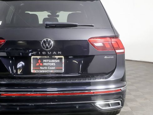Used 2023 Volkswagen Tiguan SEL R-Line AWD/4WD image 18
