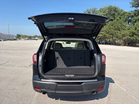 Used 2019 Subaru Ascent Limited w/ Popular Package #3 AWD/4WD image 20