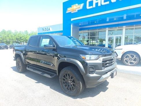 New 2026 Chevrolet Colorado Trail Boss AWD/4WD image 1
