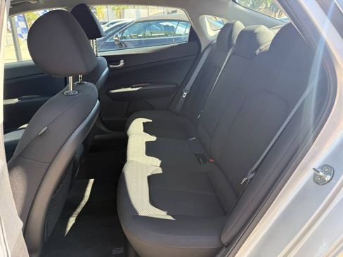 Used 2020 Kia Optima LX FWD image 30