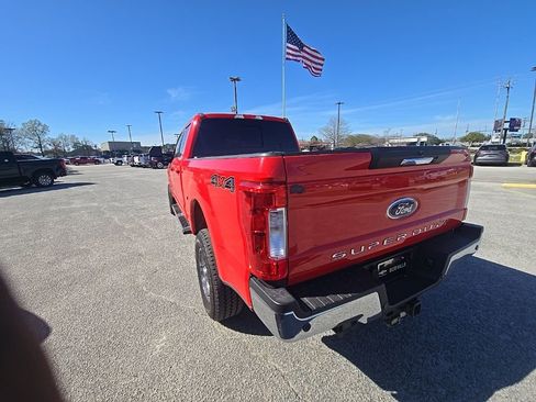 Used 2019 Ford F250 Lariat w/ Lariat Value Package image 9