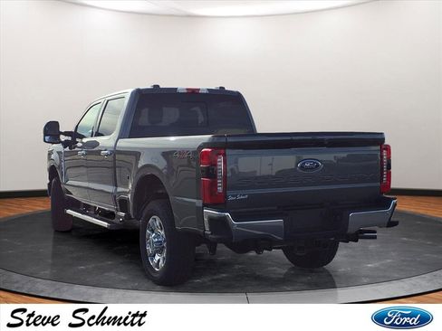 New 2026 Ford F250 Lariat w/ Chrome Package image 3
