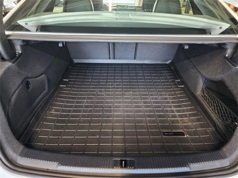 Used 2018 Audi A6 3.0T Sport image 27