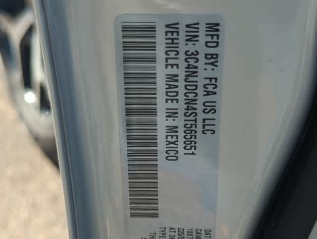 Certified 2025 Jeep Compass Limited AWD/4WD image 35