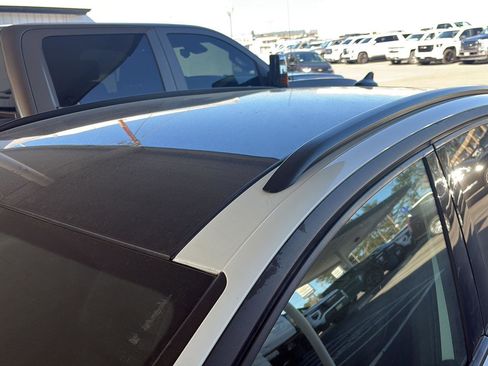 Used 2023 Volkswagen ID.4 Pro S image 9