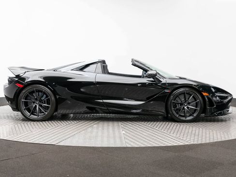 Used 2023 McLaren 720S Spider image 47