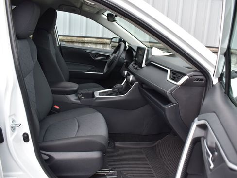 Certified 2025 Toyota RAV4 XLE image 25