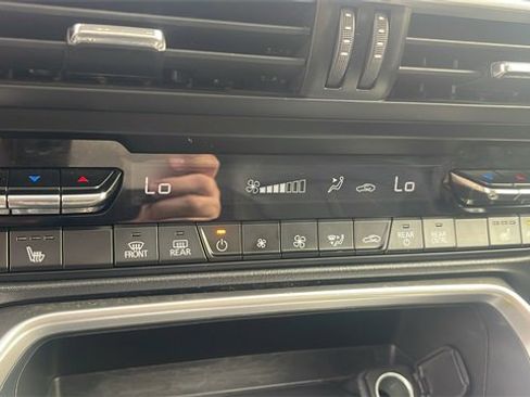 Used 2024 MAZDA CX-90 3.3 Turbo w/ Preferred Package image 19