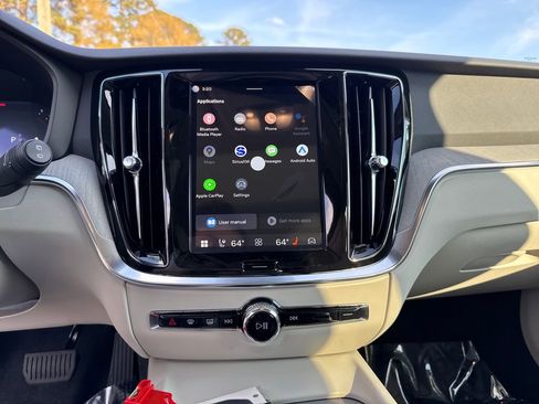 New 2026 Volvo V60 B5 Cross Country Plus w/ Protection Package Premier image 22