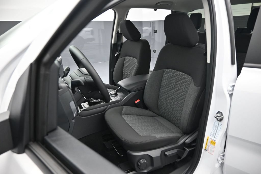 New 2026 Ford Ranger XLT w/ Black Appearance Package AWD/4WD image 8