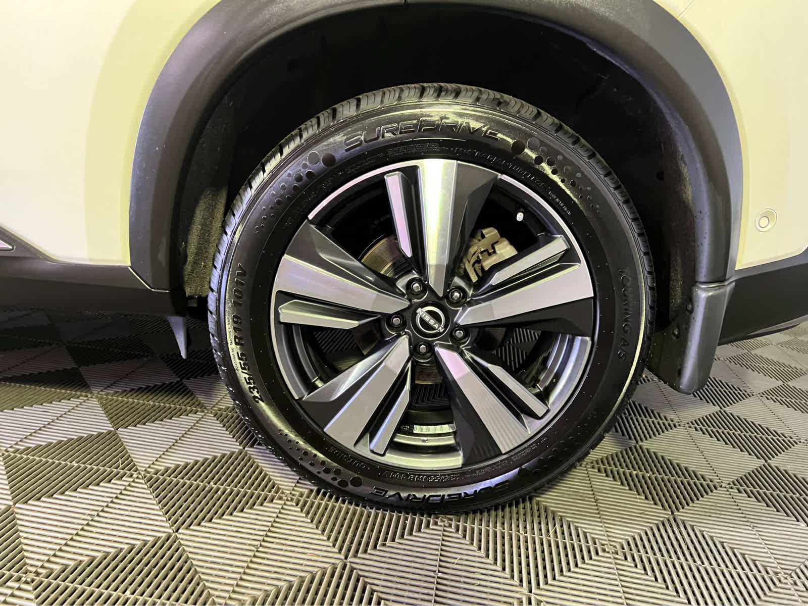 Used 2023 Nissan Rogue Platinum w/ Platinum Premium Package AWD/4WD image 9